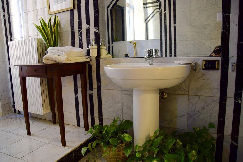 Ball Apartments Loc 04163 Verona Bilik gambar
