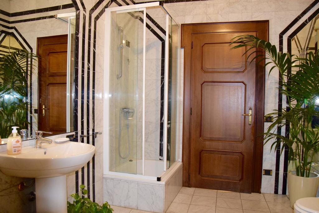 Ball Apartments Loc 04163 Verona Bilik gambar