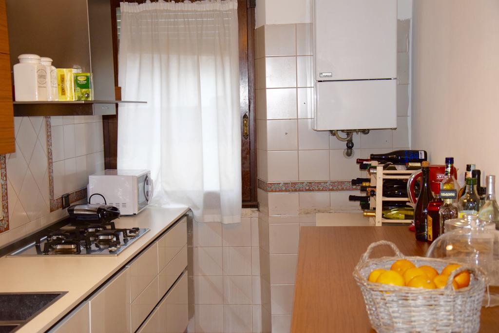 Ball Apartments Loc 04163 Verona Bilik gambar